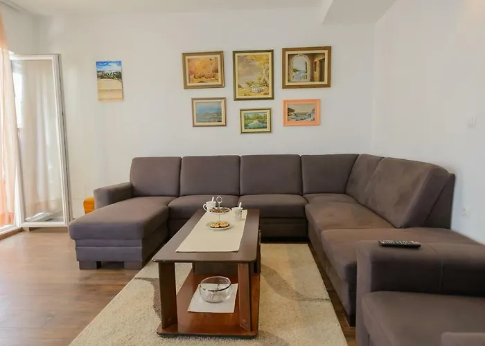 By The Sea And With Roof Terrace Kaštela