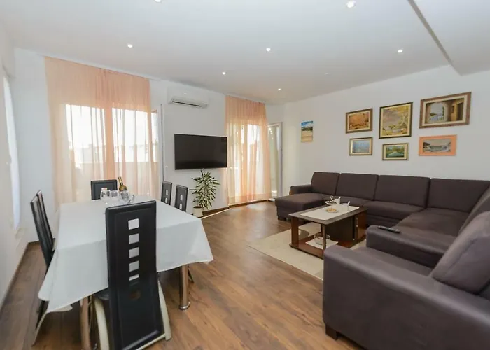 By The Sea And With Roof Terrace * Kaštela