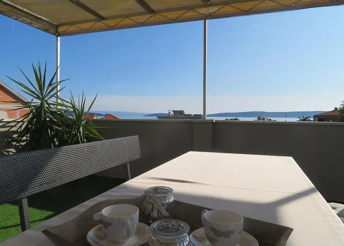 By The Sea And With Roof Terrace *