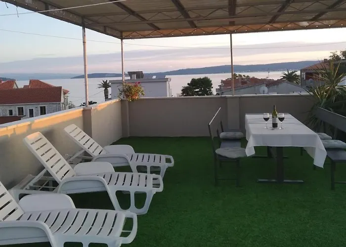 By The Sea And With Roof Terrace * Kaštela